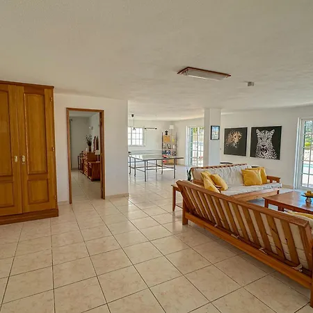 빌라 Homes - Pool, Marina View, Bbq, Games And Garden *
